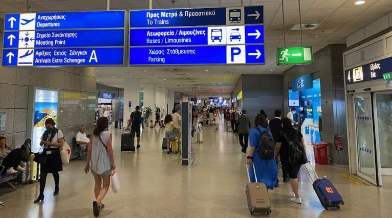 Athens City Centre to Airport 2026: Metro, Taxi & Private Transfer