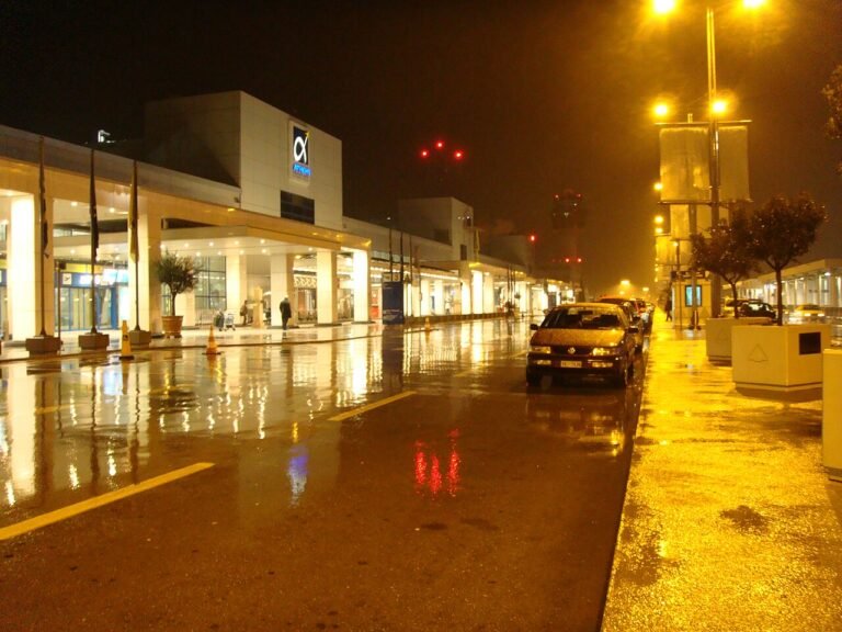 Athens Airport Layover Guide 2026: What to Do with 2, 4, 6 or 8+ Hours